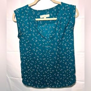 Loft, size x-small, sleeveless blouse, teal with floral design